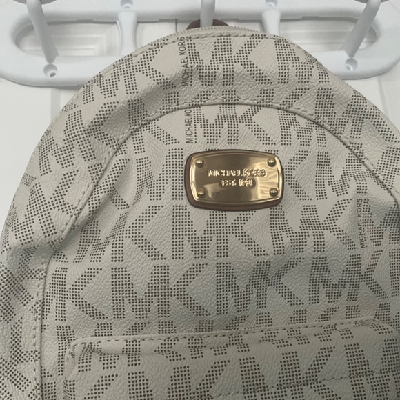 Michael Kors backpack - Picture 2 of 5